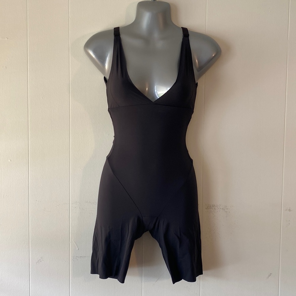 Maidenform Black Full Bodyshaper Shapewear NWOT - Picture 2 of 7